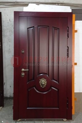 бордовая металлическая дверь с атмосферостойкой мдф панелью.jpeg