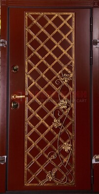 Бордовая металлическая дверь с ковкой ДК-10 для квартиры в Подольске