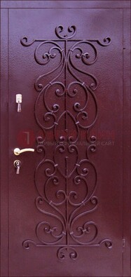Бордовая металлическая дверь с ковкой ДК-21 в кирпичный дом в Подольске