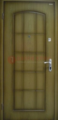 Зеленая стальная дверь с МДФ ДМ-116 на веранду в Подольске