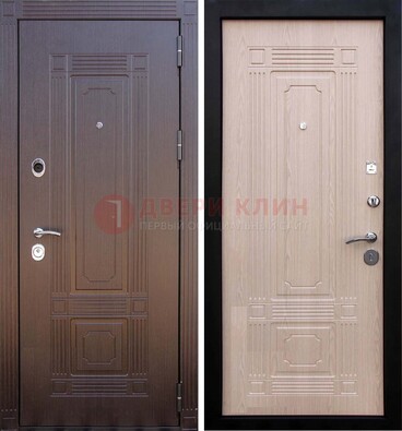 Коричневая входная дверь с МДФ ДМ-173 для кирпичного дома в Подольске