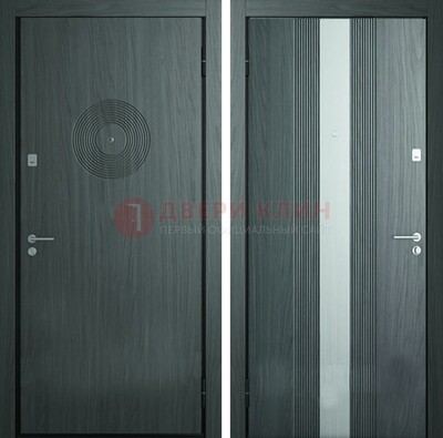 Темная железная дверь с МДФ и декоративной вставкой ДМ-25 в Подольске