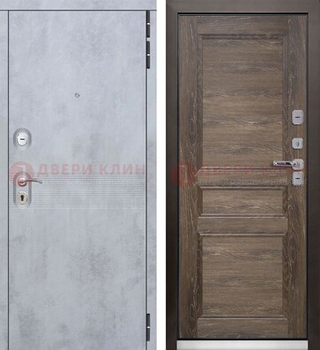Серая металлическая дверь с МДФ коричневого цвета ДМ-304 в Орехово-Зуево