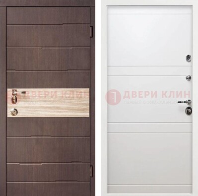 Коричневая стальная дверь с филенчатой МДФ в Белом цвете ДМ-306 в Орехово-Зуево