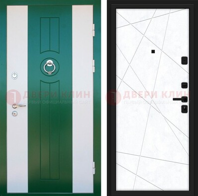Зеленая железная дверь с панелями МДФ ДМ-369 в Подольске