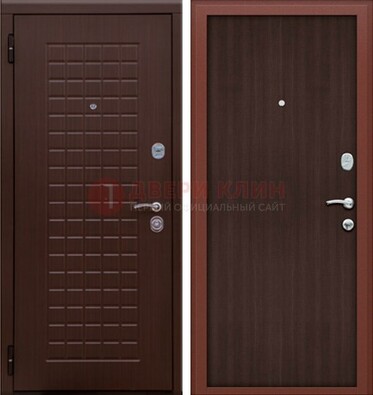Коричневая металлическая дверь с МДФ ДМ-78 в квартиру в Подольске
