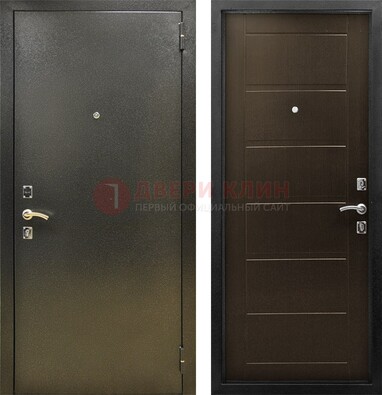 Темная металлическая дверь с порошковым напылением ДП-105 в Подольске