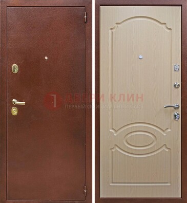 Коричневая металлическая дверь с порошковым окрасом ДП-76 в Волгограде
