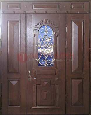 Стальная парадная дверь со стеклом и ковкой ДПР-4 для коттеджа в Подольске