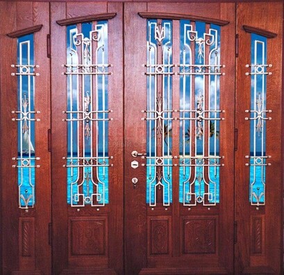 Парадная дверь со вставками из стекла ДПР-55 с шумоизоляцией в Подольске