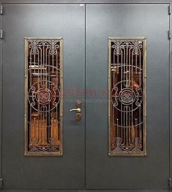 Входная металлическая парадная дверь со стеклом и ковкой ДПР-81 в Подольске