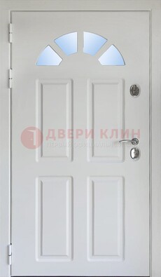 Белая стальная дверь МДФ со стеклом для дома ДС-37 в Подольске