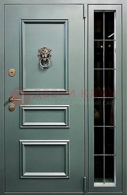 Зелёная металлическая дверь со стеклом ДС-65 в Подольске