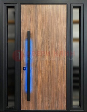 Коричневая металлическая дверь со стеклом ДС-69 в Подольске