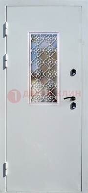 Серая металлическая дверь со стеклом и ковкой ДС-75 в Подольске