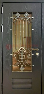 Одностворчатая железная дверь со стеклом и ковкой для дома ДСК-101 в Шатуре