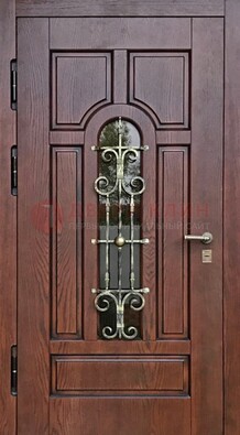 Cтальная дверь со стеклом и ковкой в коричневом цвете ДСК-119 в Подольске