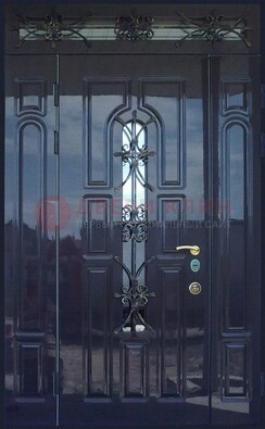 Глянцевая полуторная дверь Винорит стекло и ковка ДСК-275 в Подольске